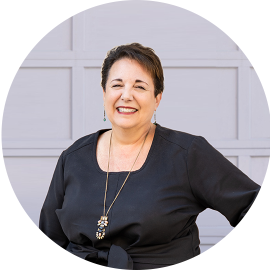 Lou Ann Bett Showroom Manager